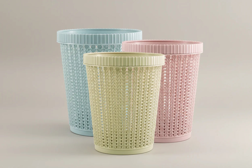 Hollow Rattan-Style Trash Can – Round Lidless Garbage Bin